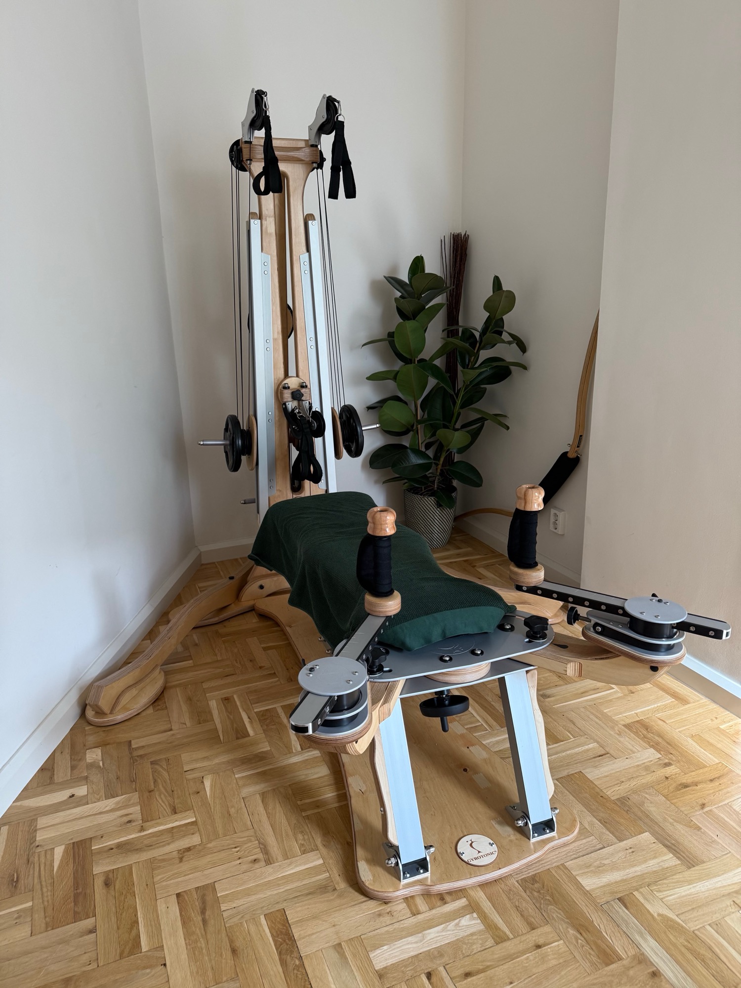 GYROTONIC® Pulley Tower a stúdióban